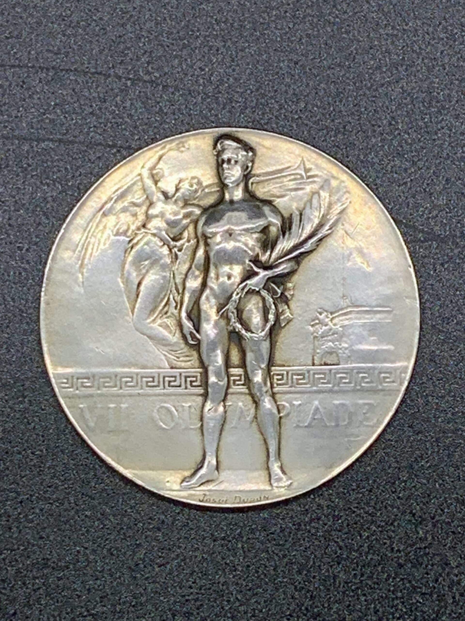 Gold medal Antwerp 1920 front